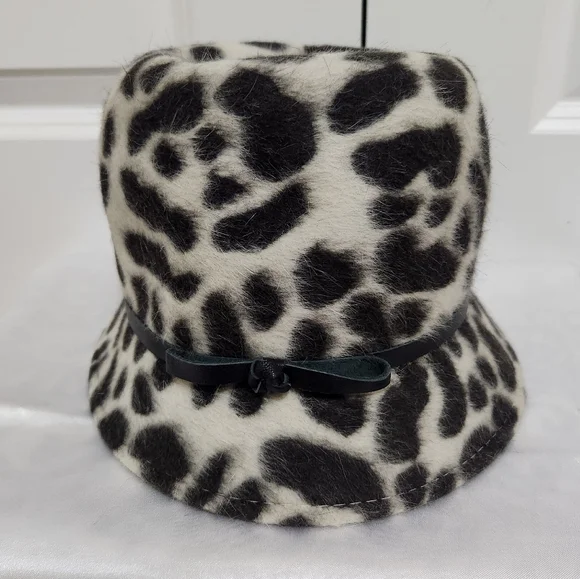 VINTAGE Lord & Taylor Leopard Print Women's  Wool Hat Color: Brown/ Cream - Picture 2 of 7